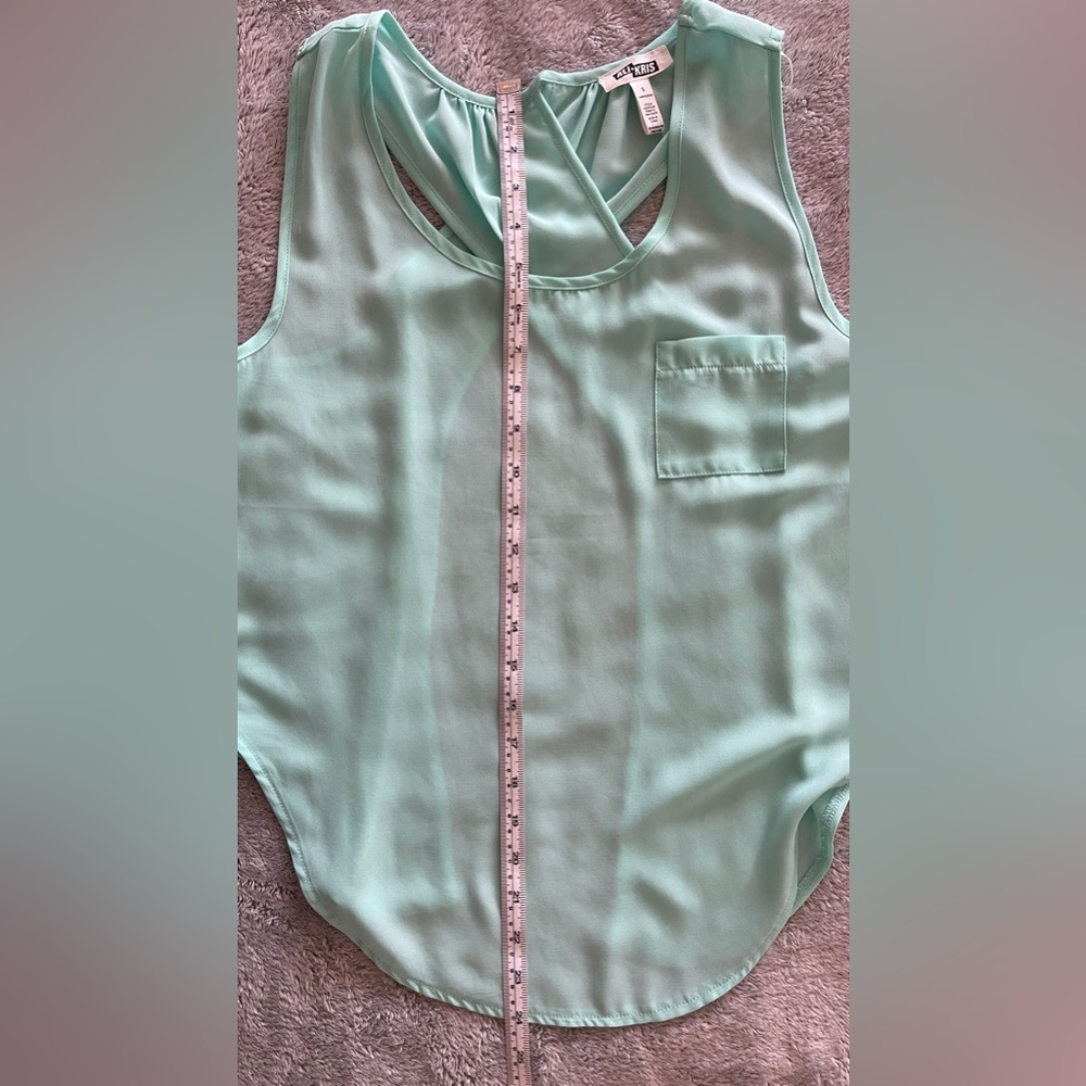 ALI & KRIS Mint Green Crisscross Back Blouse - Small - Picture 5 of 8